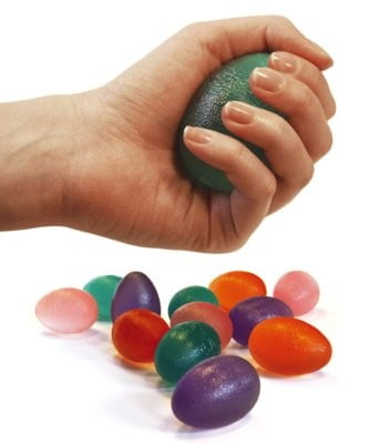 Pelotas de rehabilitación. Estimulan la sensación del tacto y mejora la flexibilidad y fuerza en los dedos.